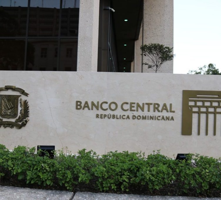 BCRD mantiene su tasa de política monetaria en 7.00 % anual