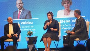 Presidenta de Procompetencia participa en foro sobre Combate al Comercio Ilícito