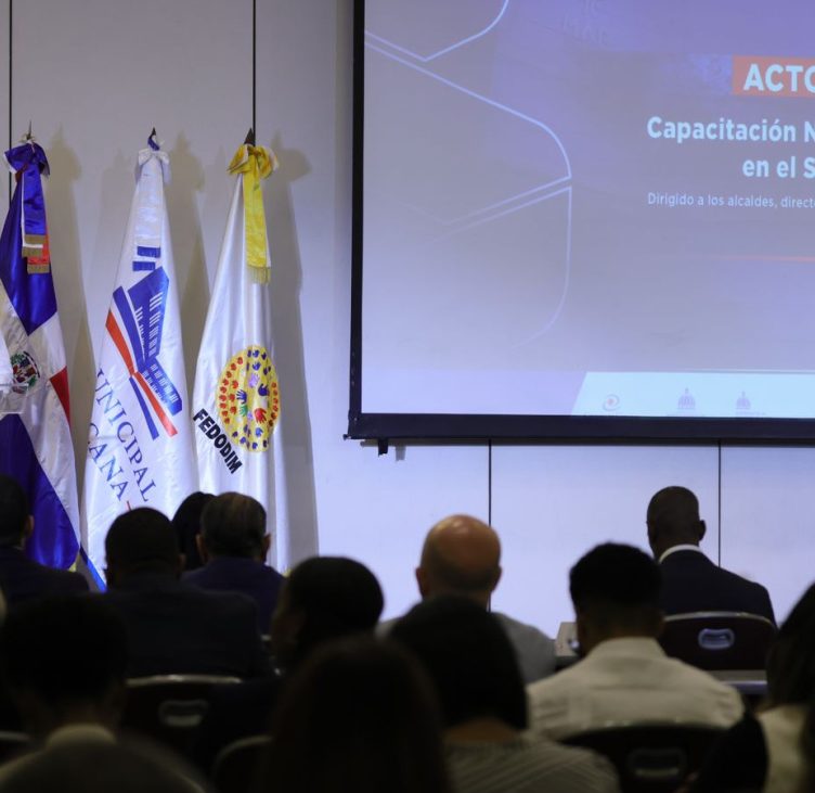 MAP capacita a 1,655 representantes de 347 ayuntamientos en normas de gestión municipal