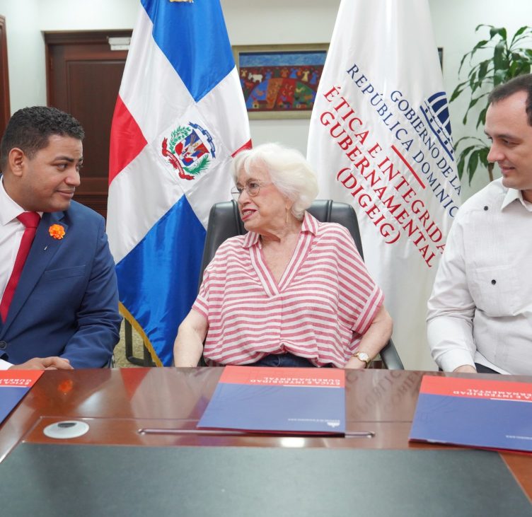 República Dominicana y la OCDE firman acuerdo para fortalecer el Sistema de Integridad Pública
