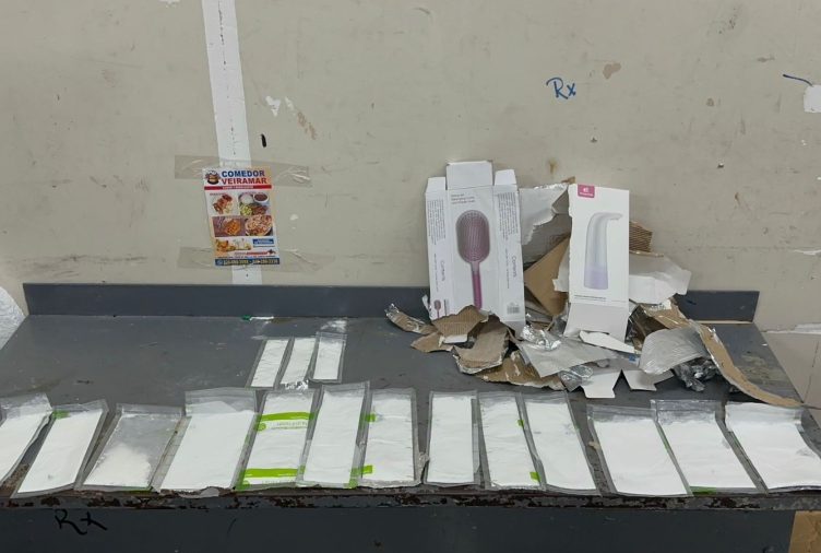 Escondidas en cajas de cartón impiden envío de 23 láminas de cocaína a Estados Unidos