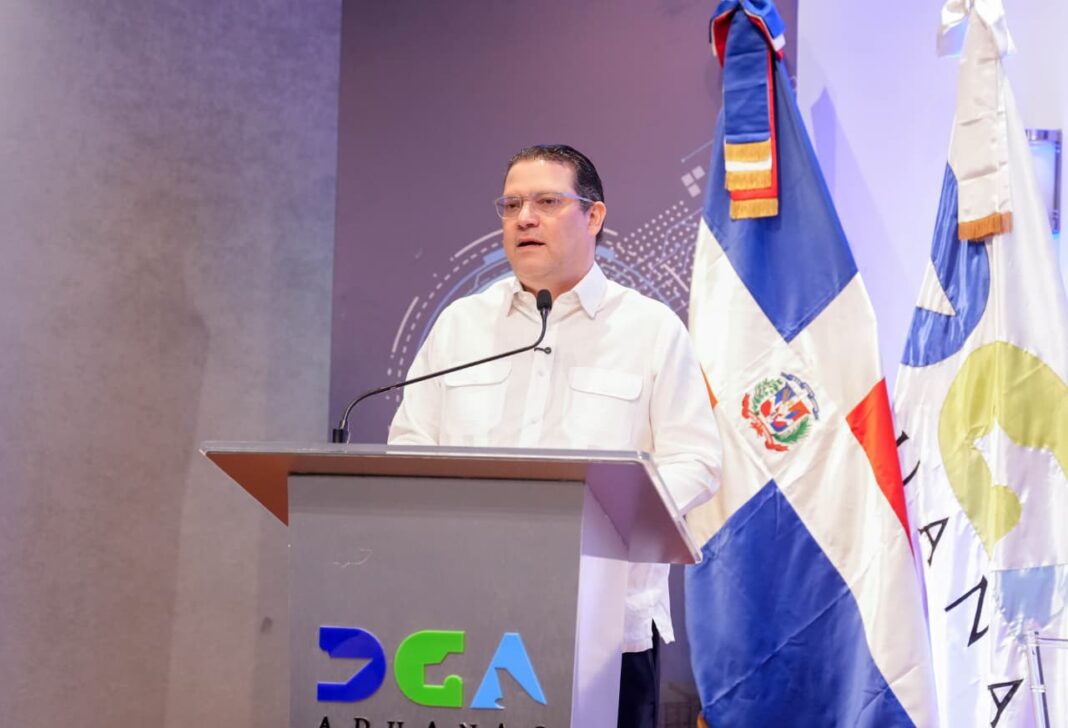 Un análisis reciente resalta que el promedio mensual de exportaciones del país pasó de 900 millones de dólares en 2019 a 1,300 millones en 2024, reflejando un crecimiento continuo impulsado por sectores productivos clave, mejoras en la competitividad y una mayor diversificación de mercados.