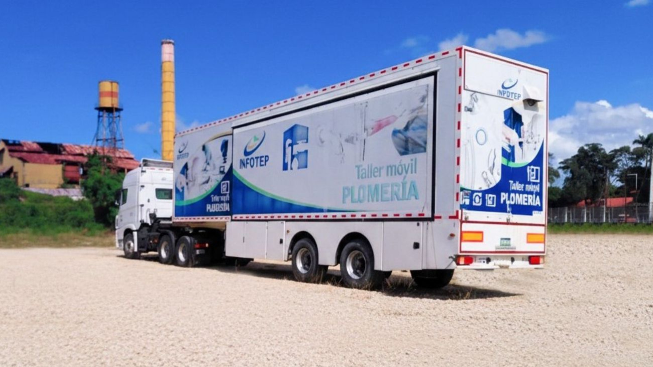 INFOTEP instala talleres móviles en Montellano para fortalecer la preparación técnica