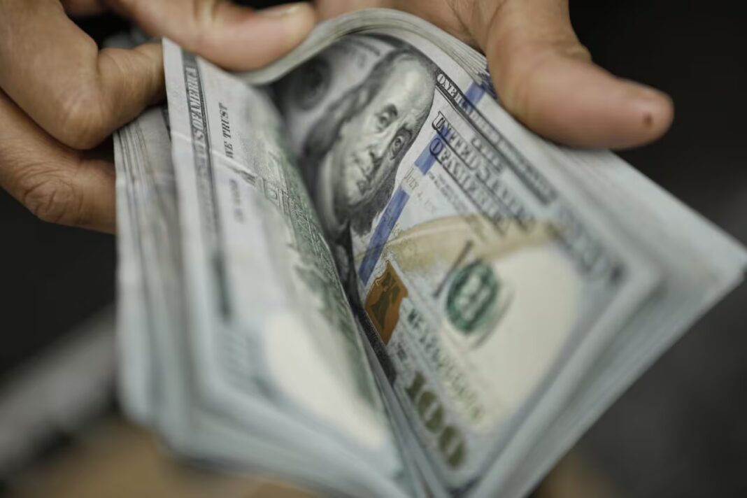 Precio del dólar este lunes en República Dominicana