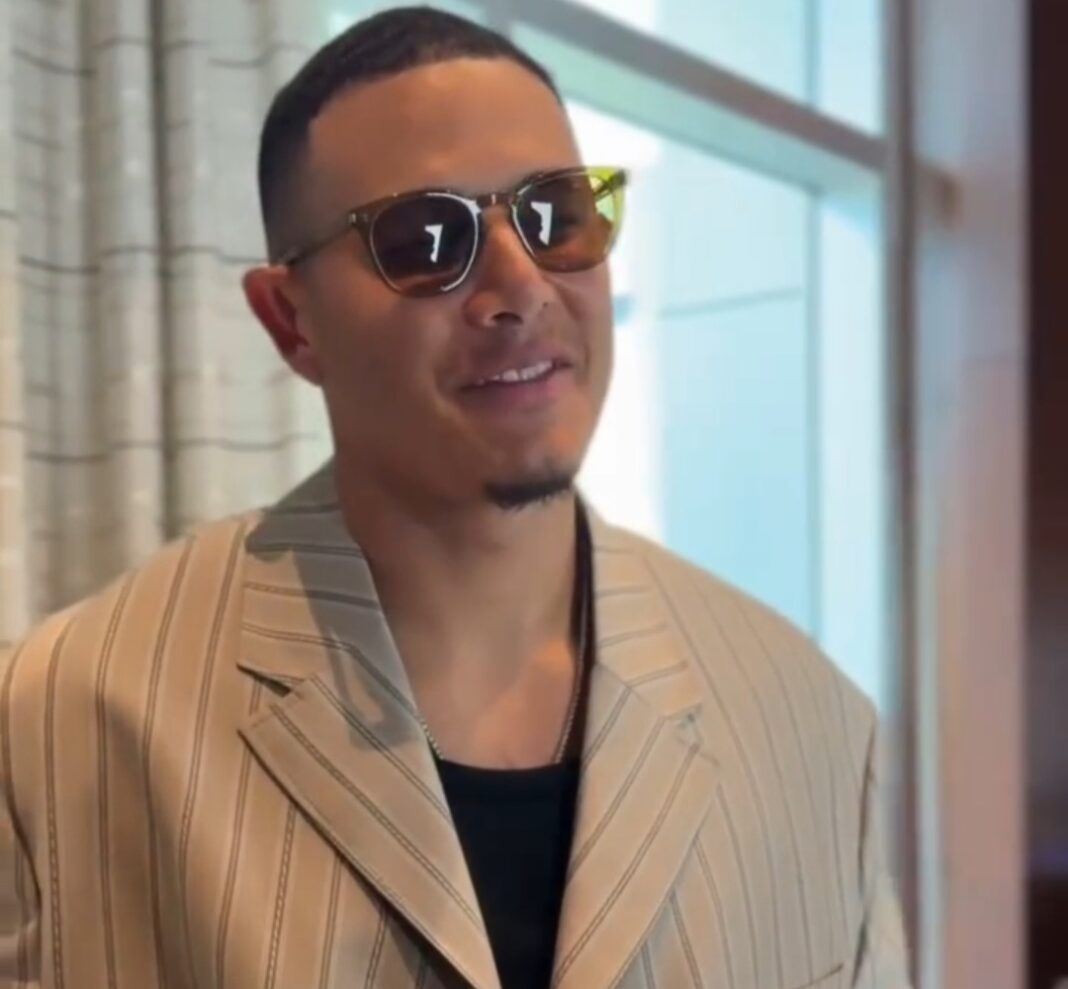 Por fin soy dominicano”: Manny Machado recibe su cédula de la Junta Central Electoral