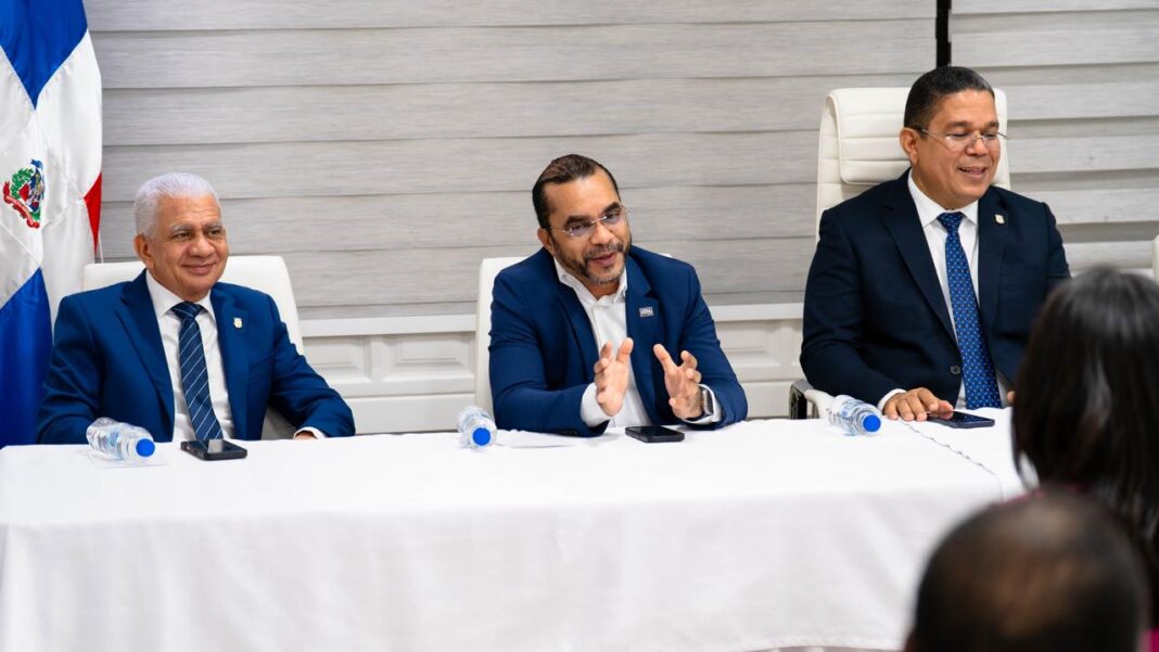 Más de 8,000 oportunidades: ITLA llevará becas tecnológicas a distintas comunidades