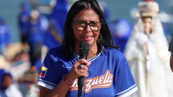 Delcy Rodríguez celebra título de Venezuela en el Clásico Mundial de Béisbol 2026