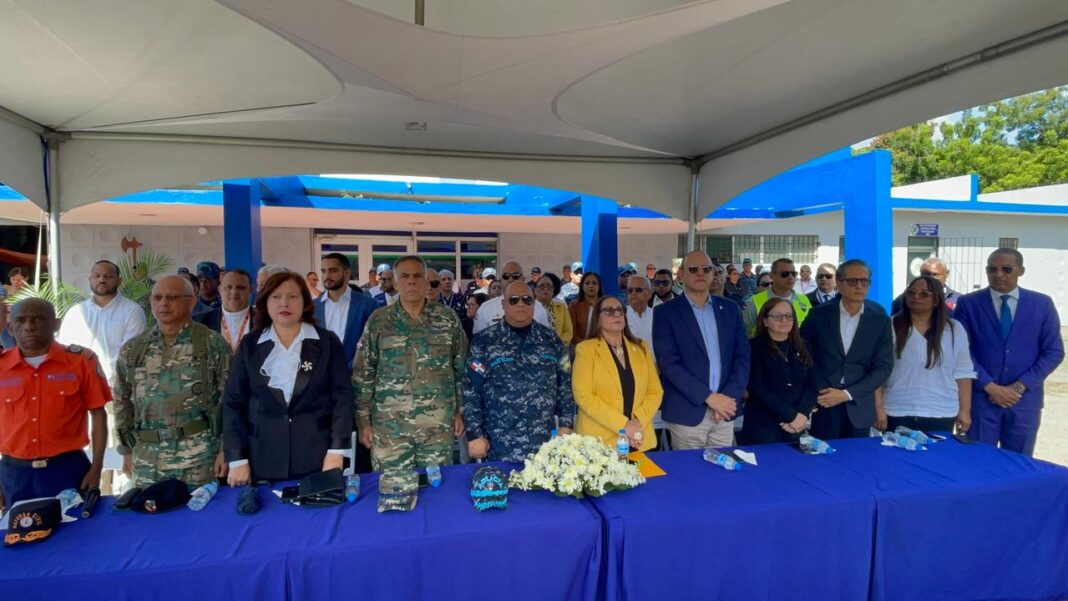 Más de 4,400 agentes reforzarán la seguridad en Santiago